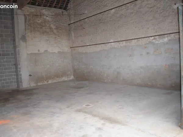 Parking/Garage/Box 60 m²