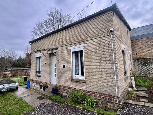 SOISSONS - A PROXIMITE DES ÉCOLES ET DU CENTRE