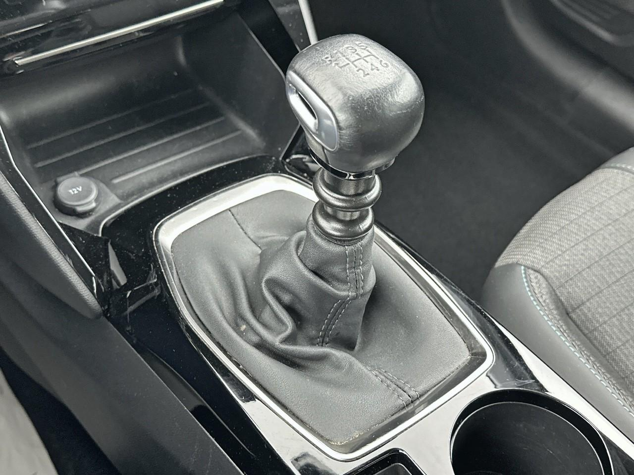 Peugeot 208 puretech 100 s&s bvm6 allure — photo 29