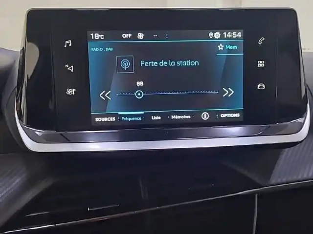 Peugeot 2008 puretech 130 s&amp;s eat8 — photo 59