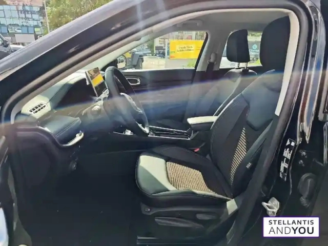 Jeep Compass 1.3 phev t4 240 ch 4xe eawd — photo 9