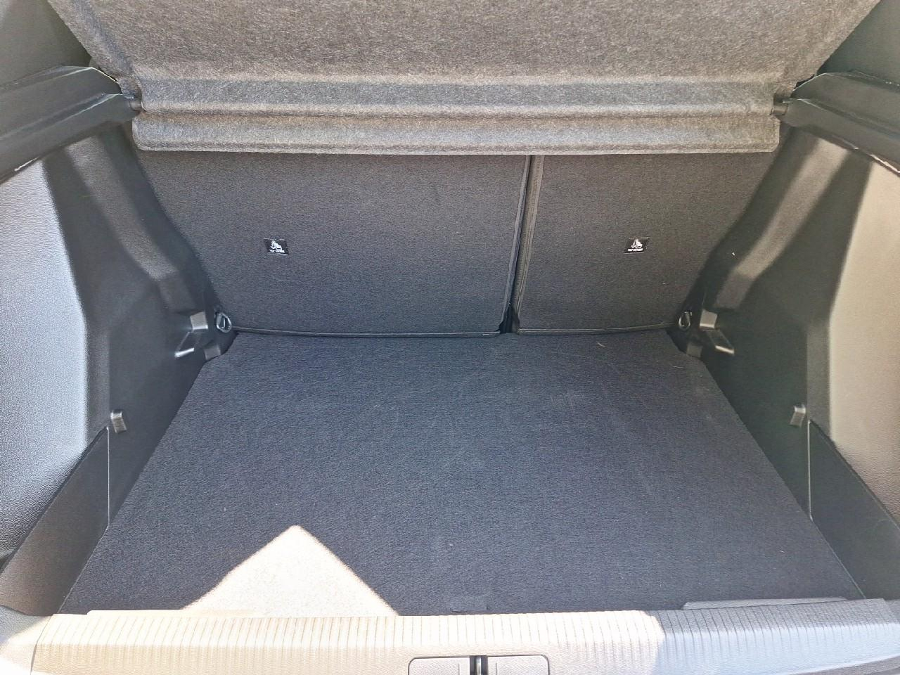 Peugeot 2008 1.2 hybrid 110ch style e-dcs6 — photo 6