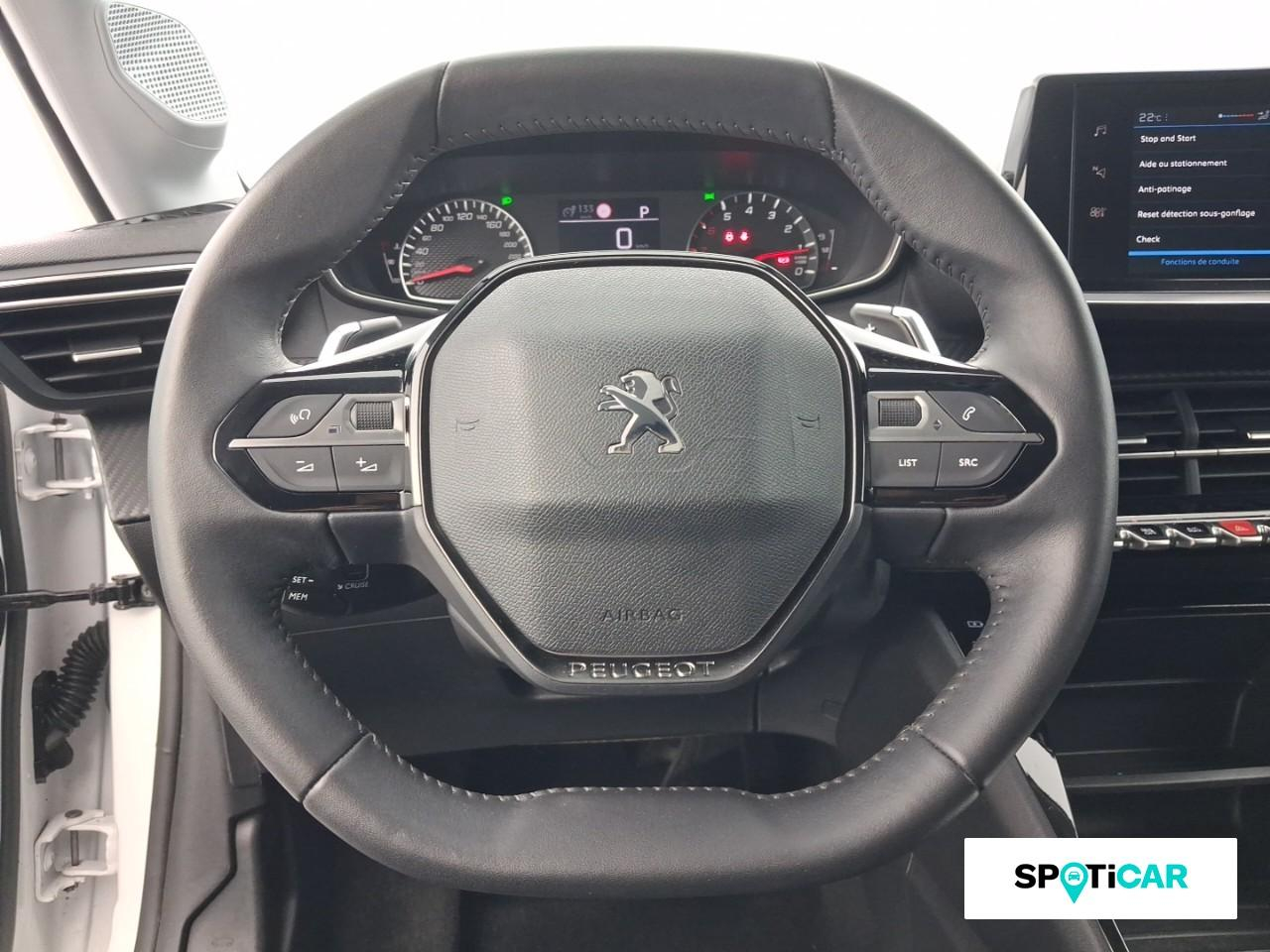 Peugeot 208 style puretech 100 s s eat8 — photo 12