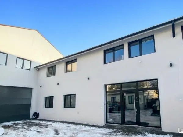Local d'activité 1 140 m²