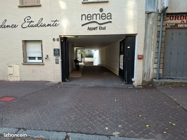 Place de parking Clamart gare