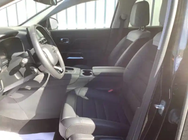 Citroën C5 Aircross hybride 136 e-dcs6 max — photo 11