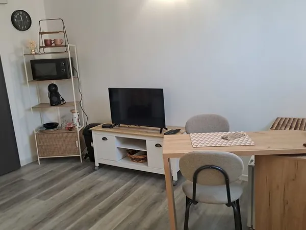 ? Chambre indépendante au calme ? Proche CHU Brabois
