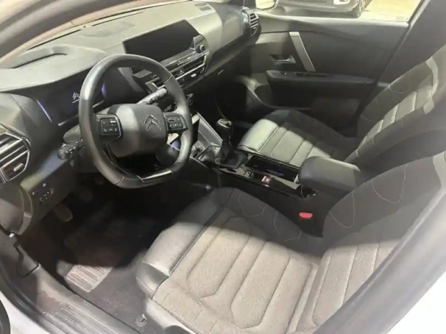Citroën C4 puretech 130ch s&amp;s feel pack — photo 8