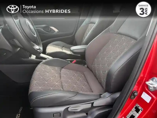 Toyota Yaris cross 130h collection mc24 — photo 11