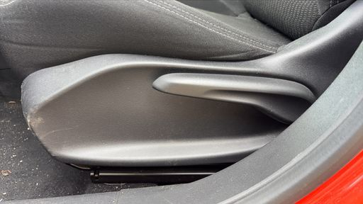 Peugeot 208 1.6 BlueHDi 75 - Active – 2018 – 123283 km – Diesel – Boîte Manuelle — photo 23
