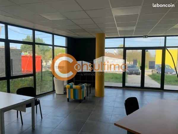 Bureaux 220 m² POMPIGNAC