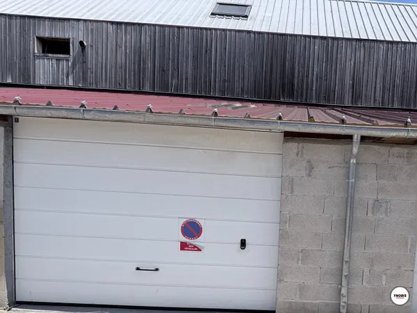 Parking / box Les Mureaux