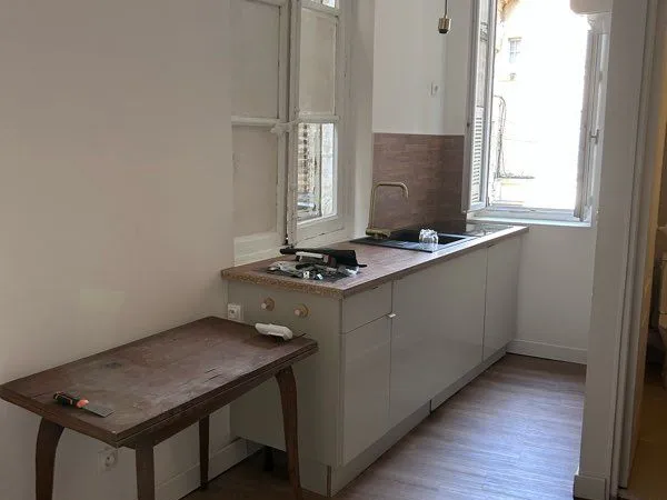 Studio meublé intra muros