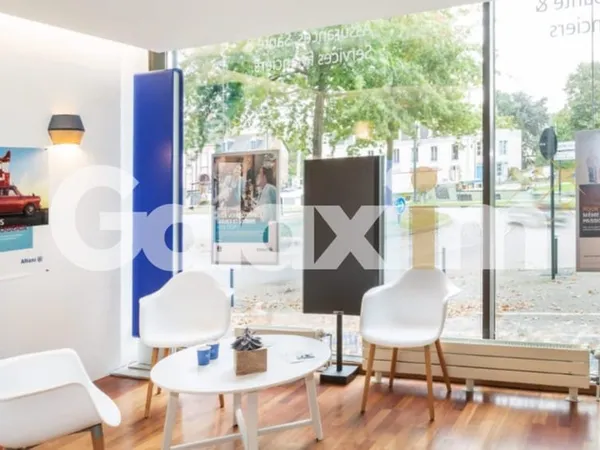 Local commercial 113 m²