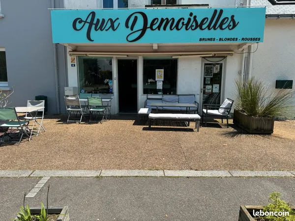 Murs commerciaux libres avec appartement T3 - Sainte-Anne-sur-Brivet