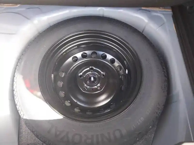Renault Captur mild hybrid 140 — photo 68