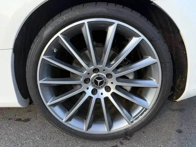 Mercedes Classe E coupé 220 d 9g-tronic — photo 30