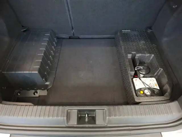 Renault Captur e-tech plug-in 160 — photo 26