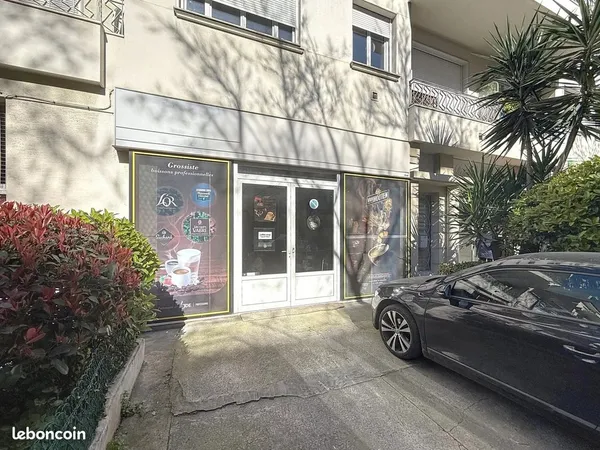 Local commercial 223 m² Nice