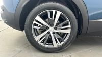 Peugeot 3008 HYBRID 225ch Allure e-EAT8 — photo 11