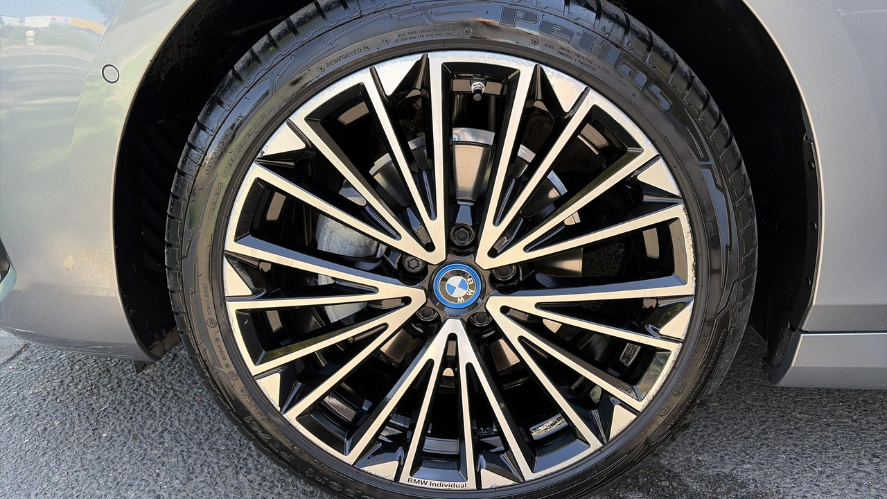 BMW Active Tourer 225e xDrive 245 ch DKG7 — photo 28