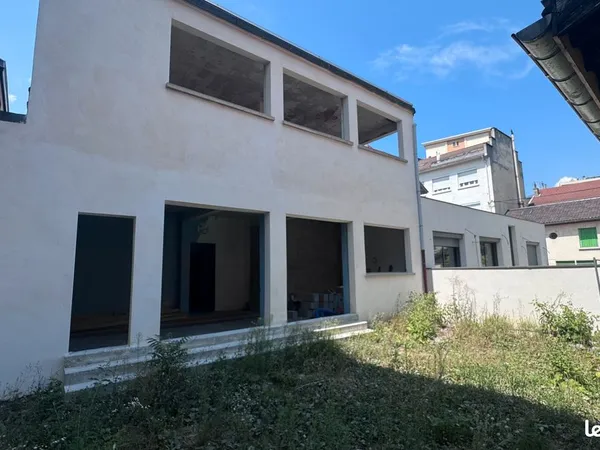 Plateau brut 160m² + jardin, + garage+ terrasse