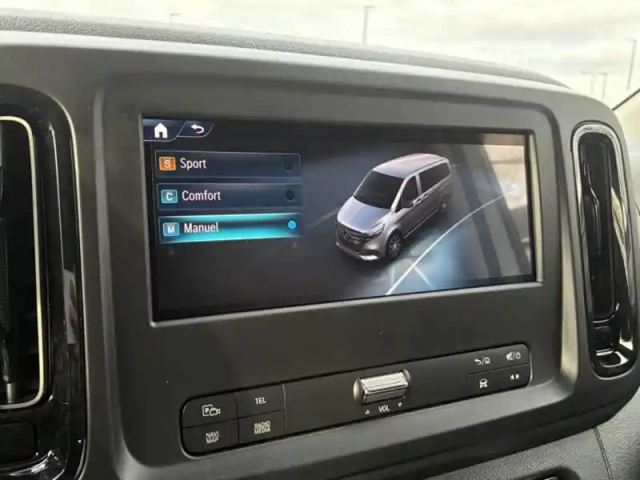 Mercedes Vito 114 cdi fourgon long 136ch bva — photo 28