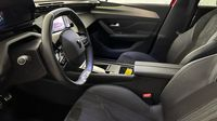 Peugeot 308 1.5 BlueHDi 130ch S&S GT EAT8 — photo 12