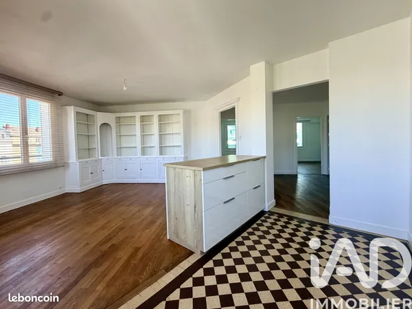 Appartement 4 pièces 81 m²