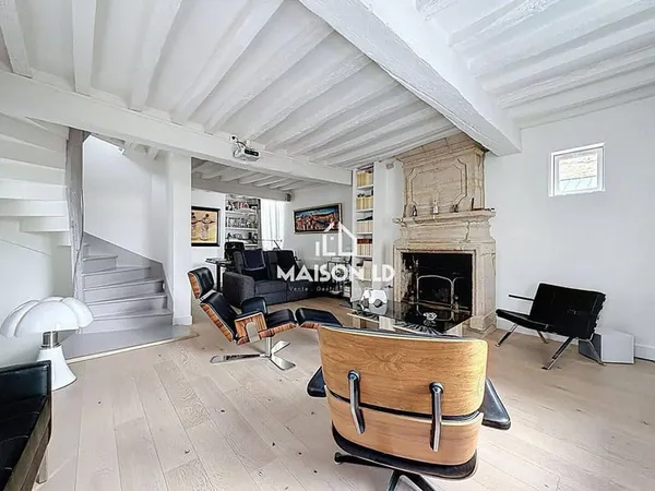 Maison 7 pièces 210 m²