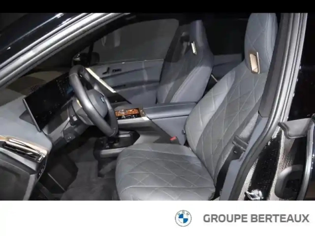 Bmw Ix m60 619ch — photo 15