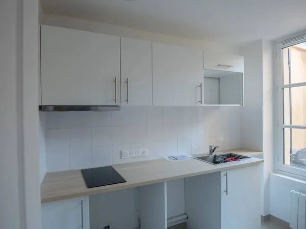 Studio 2 pièces 30 m²