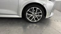 Toyota Yaris 116h France Business 5p — photo 20