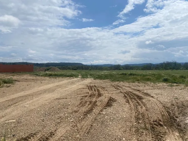 Terrain 630 m²
