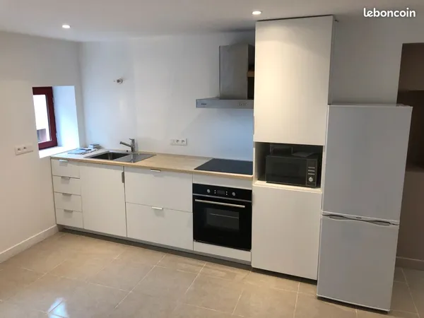 Location 2 pièce avec garage centre villefranche