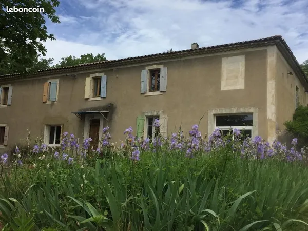 à céder SAS Coopérative + propriété 4.25 ha