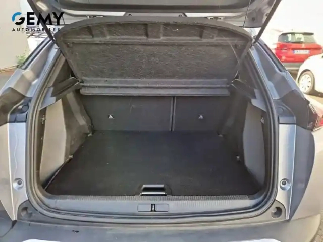 Peugeot 2008 puretech 130 s&amp;s bvm6 — photo 6