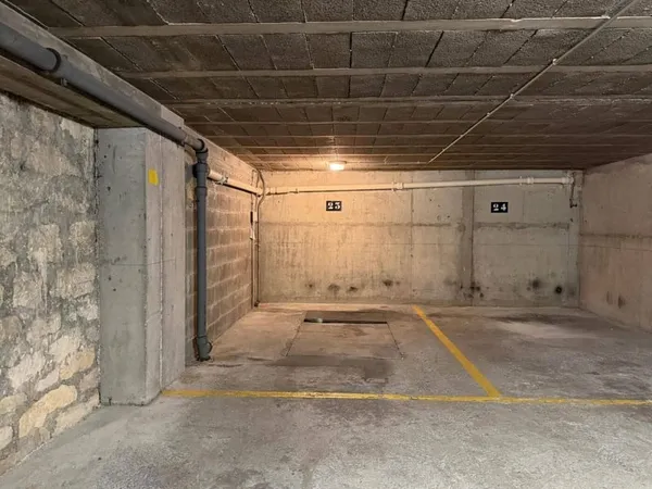 Parking 10 m²