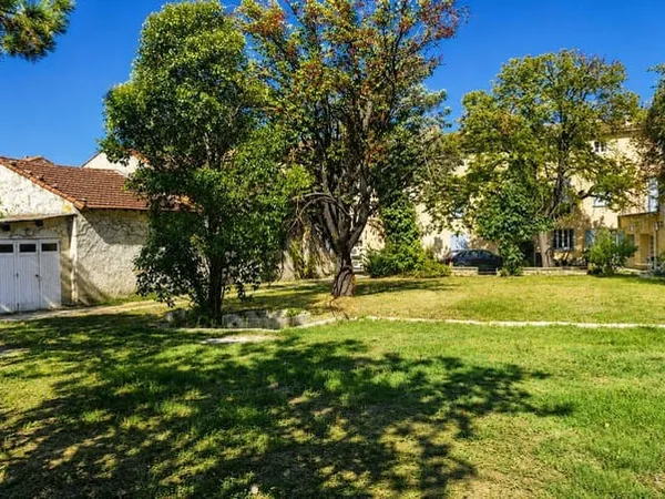 Immeuble 543 m²