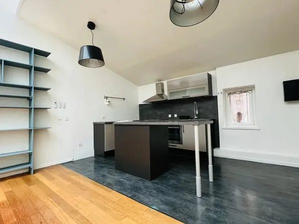 Appartement 2 pièces 100 m²