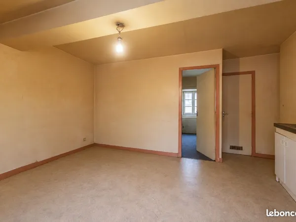Appartement T2 de 27.2 m2 au coeur du centre-historique de Laval