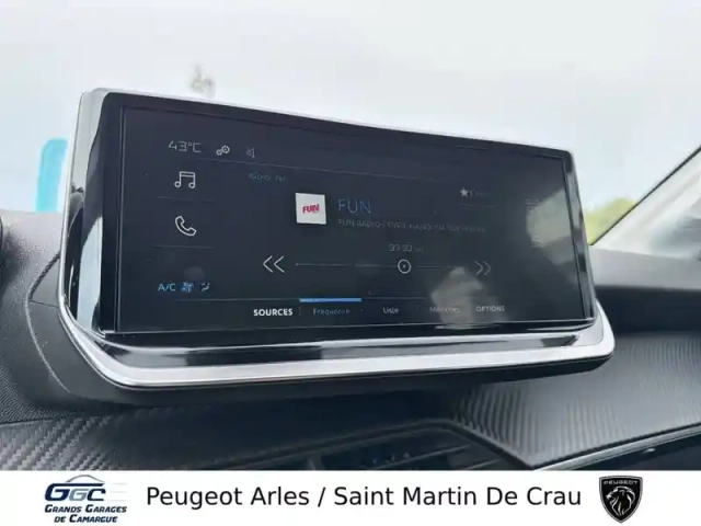 Peugeot 208 puretech 100 s&amp;s bvm6 — photo 18