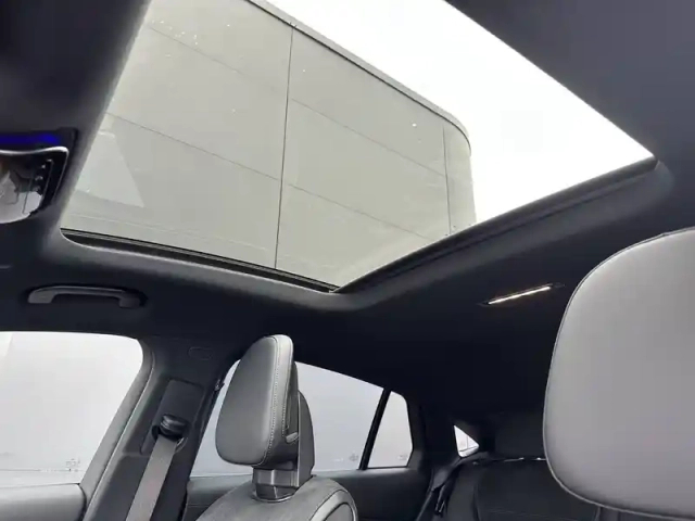 Mercedes Glc coupe 300 d e hybrid eq 9g-tronic 4matic — photo 18