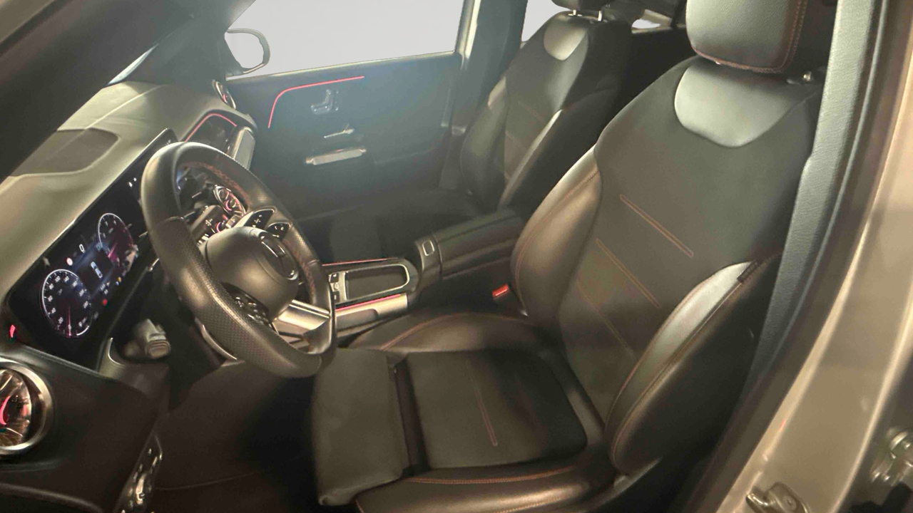 Mercedes GLB 200 d 8G-DCT — photo 11