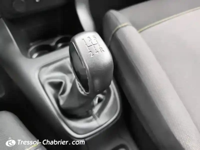 Citroën C3 puretech 82 feel — photo 24