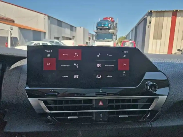 Citroën C4 puretech 155 s&amp;s eat8 — photo 14