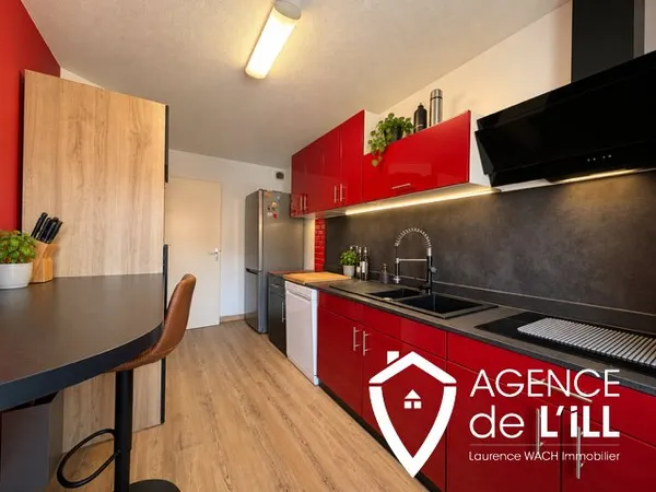 Appartement triplex 4 pièces 88 m2 Saint-Pierre-Bois / H