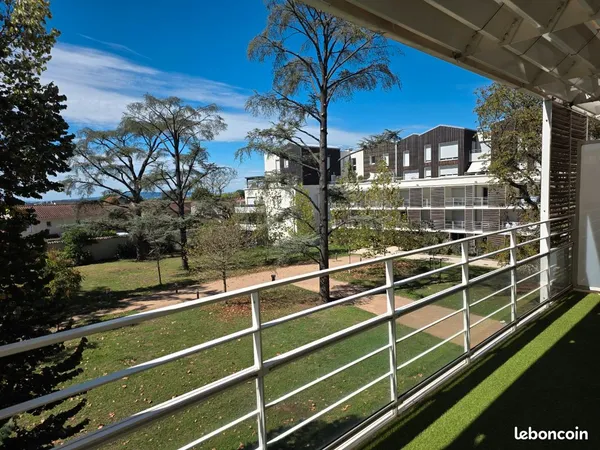 Superbe appartement au calme au 15 rue Henri Drevon avec garage