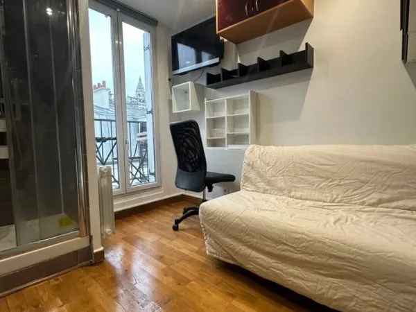 Studio 1 pièce 10 m²