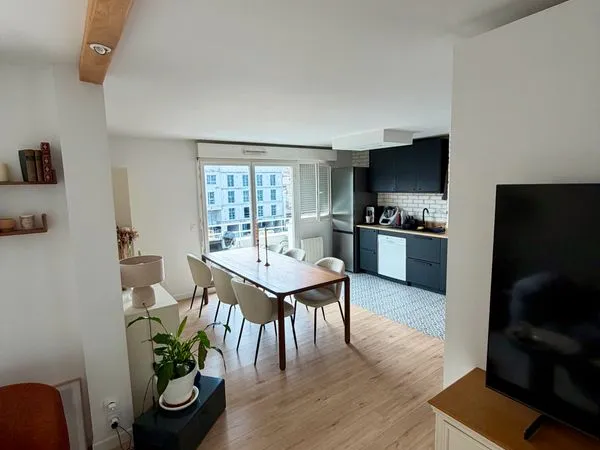 T2 bis 53 m² - Bordeaux Chartrons - Dernier étage - Balcon & parking